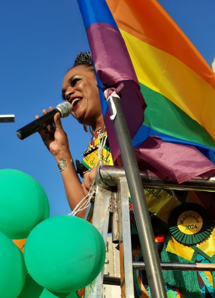 Participantes da Parada pela Diversidade Sexual do Ceará